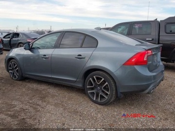 Volvo S60 II 2017 Volvo S60 2017 r., 2,0L T5 DYNAMIC 2.0 Benzyna 240KM, zdjęcie 2