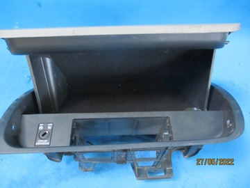 ПЕРЧАТКА ПАССАЖИРСКАЯ SKODA OCTAVIA III 5E1857121A
