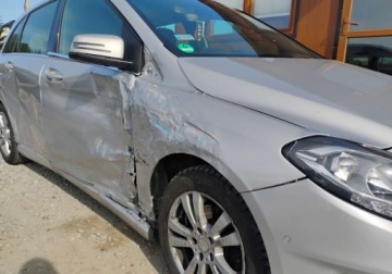 Mercedes Klasa B W247 2016 Mercedes-Benz Klasa B 2016r, 1.5DIESEL. AUTOMAT. Uszkodzony prawy bok. Jez, zdjęcie 23