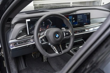 BMW Seria 7 G70 Sedan 3.0 40d 299KM 2026 BMW 740 xDrive Limuzyna DEMO, zdjęcie 12