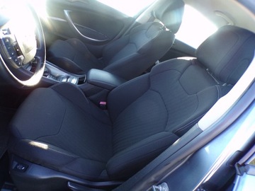 Citroen C5 III Sedan 2.0 HDi FAP 136KM 2008 Citroen C5 2.0 HDI Auto Sprowa .zarejestrowane ., zdjęcie 13