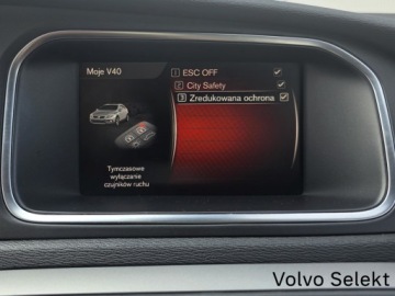 Volvo V40 II Hatchback Facelifting 2.0 D3 150KM 2017 Volvo V40 Promocja Kredyt 4,99% Volvo Bydgoszcz, zdjęcie 21