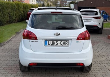 Kia Venga Mikrovan 1.4 DOHC CVVT 90KM 2015 Kia Venga 1.4 90KM Navi Panorama Kamera KEY Bezwypadkowy Dla wymagajacy, zdjęcie 3