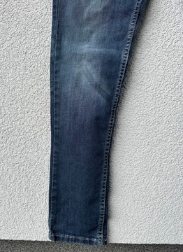 Levis W28 L32 granatowe spodnie jeansowe skinny damskie levi’s strauss