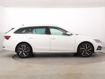 Skoda Octavia IV Scout 1.5 TSI ACT 150KM 2021 Skoda Octavia 1.5 TSI, Salon Polska, zdjęcie 5