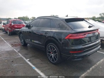 Audi Q8 2023 Audi Q8 Premium Plus 2023 3.0l 3.0 Benzyna 335KM, zdjęcie 3