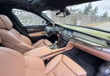 BMW Seria 7 F01 Sedan 730d 245KM 2008 BMW Seria 7 BMW Seria 7 730d 3.0 Diesel 245KM, zdjęcie 19