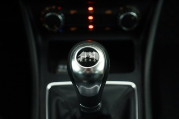 Mercedes GLA I Off-roader 1.6 180 122KM 2016 Mercedes GLA GLA 180, Salon Polska, Xenon, zdjęcie 12