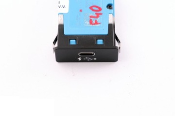 BMW X1 F40 F48 MINI F54 F60 HNÍZDO USB 8711939