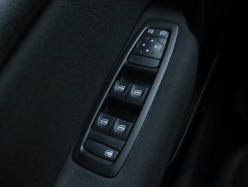 Renault Megane IV Hatchback 5d 1.3 TCe 140 FAP 140KM 2019 Renault Megane 1.3 TCe, Salon Polska, Serwis ASO, zdjęcie 20