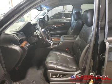 Cadillac Escalade III 2015 Cadillac Escalade _LUXURY_4x4_6.2 L_2015r 6.2 Benzyna 420KM, zdjęcie 7