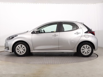 Toyota Yaris IV Hatchback 1.5 Dynamic Force 125KM 2023 Toyota Yaris 1.5 VVT-i, Salon Polska, zdjęcie 2