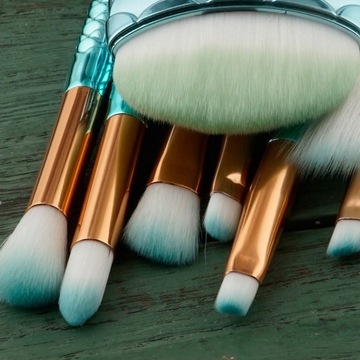 ZESTAW PROFESJONALNYCH PĘDZLI DO MAKIJAŻU SYRENKA UNICORN 11 SZT.