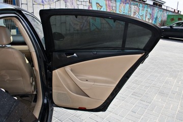 Автомобильный солнцезащитный козырек на окно. КОМПЛЕКТ СОЛНЦЕЗАЩИТНЫХ КРЕМОВ