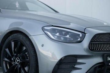 Mercedes Klasa E W213 Limuzyna Facelifting 2.0 E220d 194KM 2021 Mercedes-Benz Klasa E E220d 4 Matic AMG Salon Polska Autotrade Mercedes, zdjęcie 4