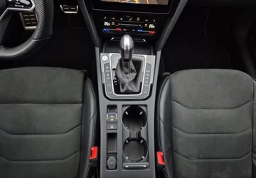 Volkswagen Arteon Fastback Facelifting 2.0 TDI 200KM 2023 Volkswagen Arteon R-Line 2.0TDI 200KM DSG LED Kamera 4.Podgrzew.Fot Tempom, zdjęcie 17