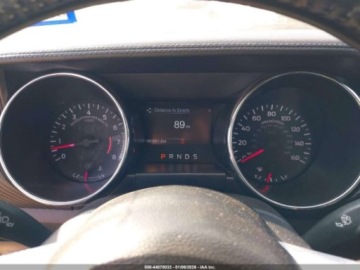 Ford Mustang VI 2016 Ford Mustang V6 2016 3.7 Benzyna 300KM, zdjęcie 10