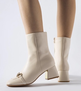 Женские ботильоны Hers Бежевого цвета, размер 41.