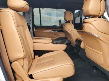 Jeep Wagoneer II 2022 Jeep Grand Wagoneer Series III 2022 6.4 Benzyna 471KM, zdjęcie 11