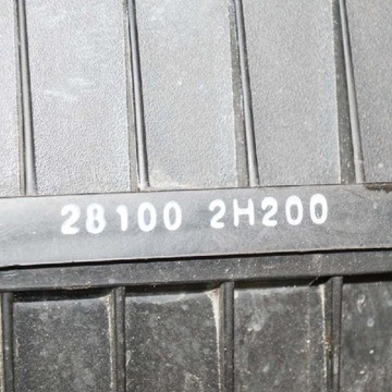 HYUNDAI I30 FILTR VZDUCHU FD 1.6 DIESEL 28100-2H200 281002H200 2012