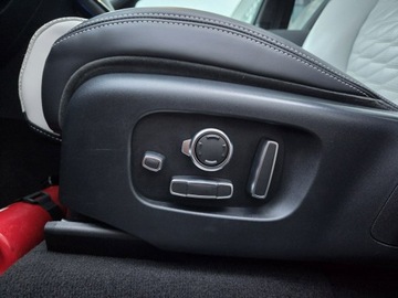 Land Rover Range Rover Velar SUV 5.0 V8 550KM 2020 Land Rover Range Rover VELAR SV Autobiography V8., zdjęcie 29