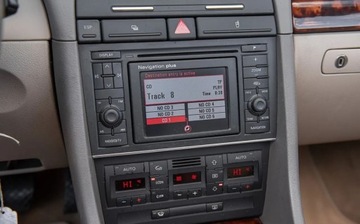 Audi A4 B6 Cabrio 1.8 T 163KM 2003 Audi A4 Cabrio 1.8T 163KM 19 Skora Navi ALu Pdc Full Serwis ASO Po Serwisi, zdjęcie 17