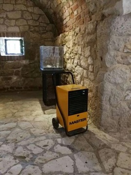 Master DH752 osuszacz powietrza 45,6 l/24h DH 752
