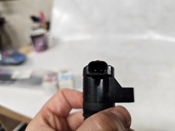 AUDI A4 B9 VENTIL REGULACE TLAKU OLEJE 05L906455J