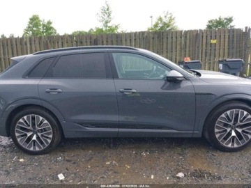 Audi Q8 2024 Audi Q8 E-Tron Premium Plus Quattro 2024 Elektryczny 402KM, zdjęcie 6