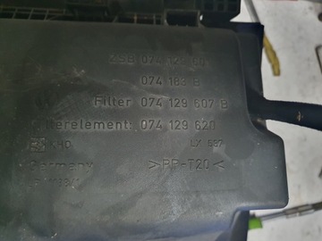 POUZDRO FILTRU VZDUCHU VW T4 2.5 TDI 074129601