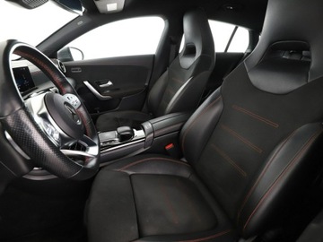 Mercedes CLA C118/X118 Shooting Brake 2.0 220d 190KM 2020 Mercedes CLA 220 FV23% AMG-Line Historia serwisowa, zdjęcie 12