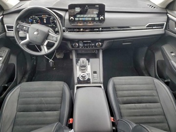 Mitsubishi Outlander III 2024 Mitsubishi Outlander Se 2024 2.5 Benzyna 181KM, zdjęcie 8