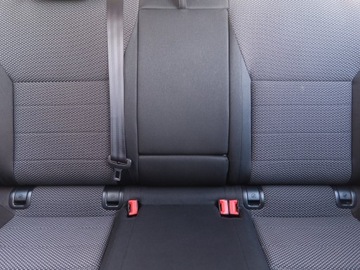 Skoda Octavia III Kombi 2.0 TDI CR DPF 150KM 2015 Skoda Octavia 2.0 TDI, Salon Polska, Serwis ASO, zdjęcie 9