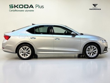 Skoda Octavia IV Liftback 1.5 TSI EVO 150KM 2022 Skoda Octavia Skoda Octavia 1.5 TSI Salon Polska, zdjęcie 2