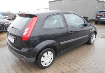 Ford Fiesta VI 1.4 16V 80KM 2006 Ford Fiesta Ford Fiesta VI 1.4 benzyna 81 KM 1.4 Benzyna 81KM, zdjęcie 5