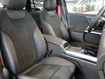 Mercedes GLA II Off-roader AMG Facelifting 2.0 35 306KM 2025 MERCEDES-BENZ GLA AMG 35 4-Matic Suv 2.0 (306KM) 2025, zdjęcie 3