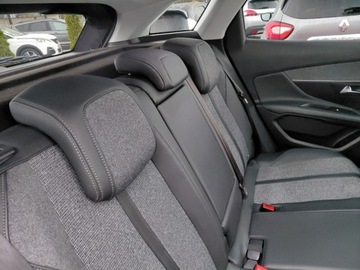 Peugeot 3008 II Crossover 1.5 BlueHDI 130KM 2019 Peugeot 3008 GT Line Navi Kamera Panorama Led 2xPDC Asystent 1.5 Diesel, zdjęcie 20