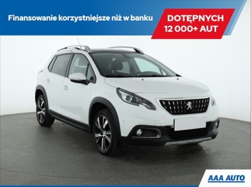 Peugeot 2008 I SUV Facelifting 1.2 PureTech 130KM 2018 Peugeot 2008 1.2 PureTech, Salon Polska