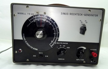 Аудиогенератор TUBE Sinus Sine и Rectangle модель te-22 ЯПОНИЯ