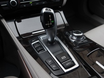 BMW Seria 5 F10-F11 Limuzyna 525d 218KM 2011 BMW 5 525d xDrive, 214 KM, 4X4, Automat, Skóra, zdjęcie 16