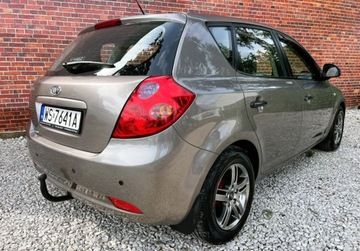Kia Ceed I Hatchback 1.4 109KM 2007 Kia Ceed Salon PL Hak Super stan Gwarancja w cenie Warszawa VLDK 1.4, zdjęcie 2