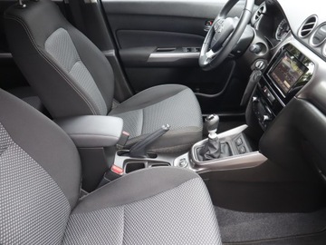 Suzuki Vitara III 2022 Suzuki Vitara 1.4 BoosterJet, Salon Polska, zdjęcie 8