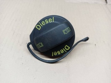 КРЫШКА ЗАЛИВНОЙ ГОРЛОВИНЫ ДИЗЕЛЬНОГО ДВИГАТЕЛЯ SEAT LEON III 5F