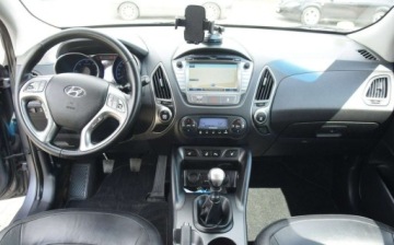 Hyundai ix35 SUV Facelifting 2.0 CRDi 136KM 2015 Hyundai ix35 2.0D 4x4 Navi Kamera 2015r 164 TYS KM Klimatronik Grzane Fote, zdjęcie 25