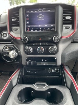  RAM 1500 CREW CAB LIMITED 5,7 CM3 295 KW 2019 ROK (90651 KM), zdjęcie 13