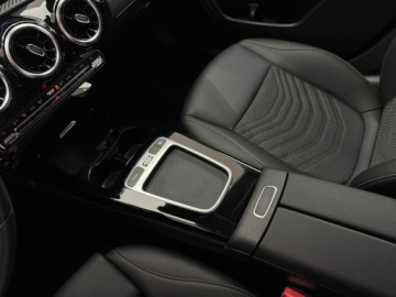 Mercedes CLA C118/X118 Coupe Facelifting 1.3 200 163KM 2024 Mercedes-Benz CLA 200 7G-DCT / Kamera cofania / Ca, zdjęcie 23