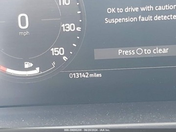 Land Rover Defender IV (L663) 2024 Land Rover Defender 2024 Land Rover Defender 130 P400 S 3.0 Benzyna 395KM, zdjęcie 13