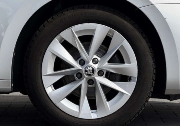 Skoda Octavia IV Liftback 1.5 TSI EVO 150KM 2022 Skoda Octavia Reflektory LED Kamera Keyless Lane Assist Salon PL FVAT, zdjęcie 4