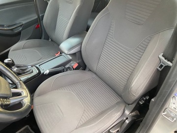 Ford Focus III Kombi Facelifting 1.0 EcoBoost 125KM 2014 navi alu 17&#039; PDC P+T climatronic, zdjęcie 24