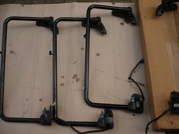 Mercedes Atego Кронштейн зеркала правый 9408104616